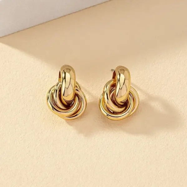 ON Earrings 06624